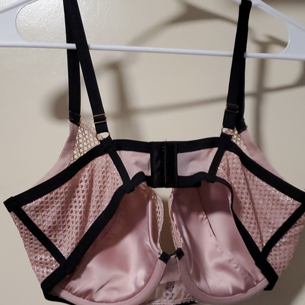 Bra - Picture 4 of 4